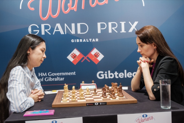 Humpy Koneru Maintains Leadership at Women's FIDE Grand Prix Leg