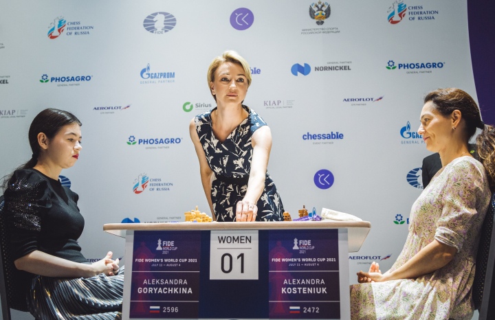 International Chess Federation on X: Former Women's World Champion and  winner of the 2021 FIDE Women's World Cup, GM Alexandra Kosteniuk, made the  ceremonial first move today in the game between Richard