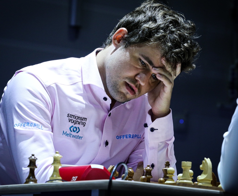 Carlsen in sacrifice mode crushes Fedoseev