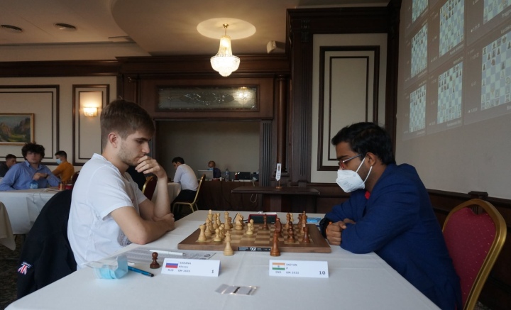 Alexey Sarana wins Junior U21 Round Table Championship