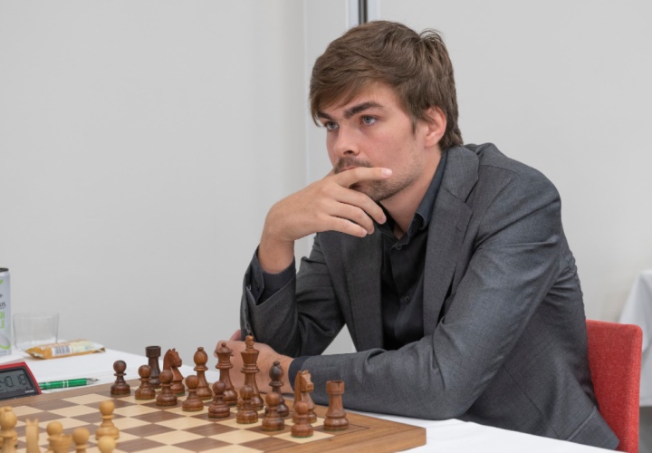 FIDE - International Chess Federation - The #FIDE rating list for November is out. Maxime Vachier-Lagrave returns to the top 10, while Bogdan-Daniel Deac and Aryan Tari enter the top 100 for