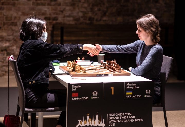 FIDE  Grand Swiss R10: Firouzja Sole Leader Again, Lei