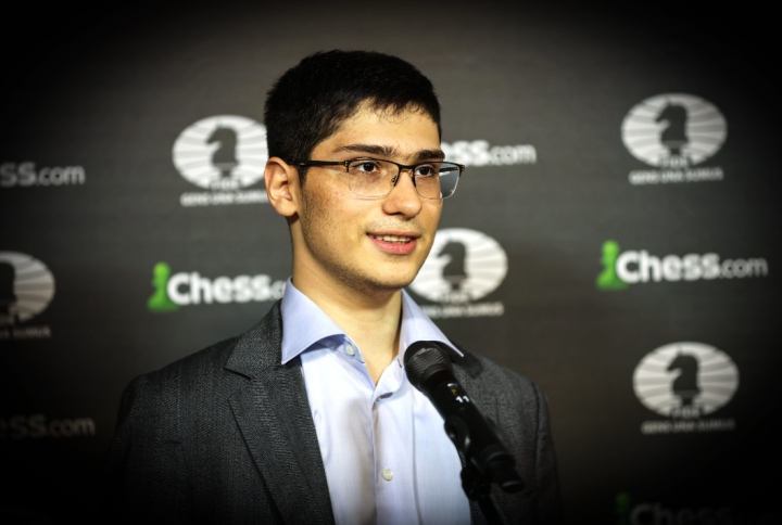 Sevian, Samuel (2698) -- Firouzja, Alireza (2777), FIDE Grand Swiss (8)  2023, 1-0 