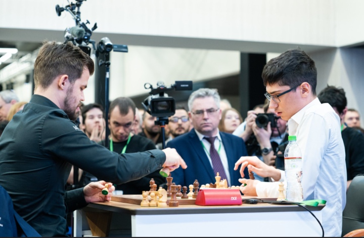 Magnus wins World Blitz to complete triple crown