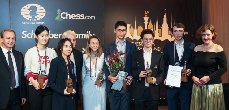 FIDE  Grand Swiss R10: Firouzja Sole Leader Again, Lei