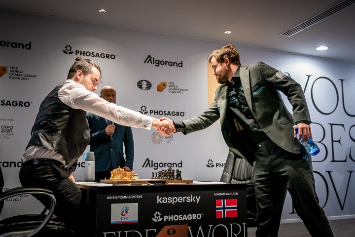 Round 13 report: Ian Nepomniachtchi becomes a challenger for the title of  world champion - Milan Dinic