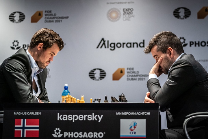 World Championship Game 10: Nepo safely draws, keeps the lead