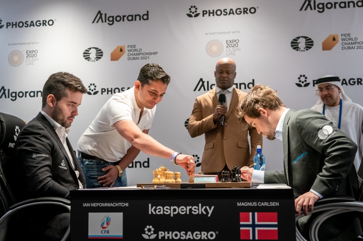 Carlsen wins longest game in World Chess Championship history