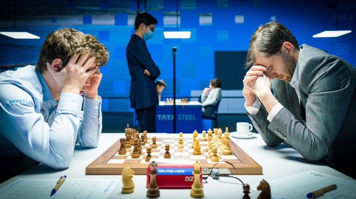 Carlsen and Rapport the winners of R2 of the 2022 Tata Steel Chess