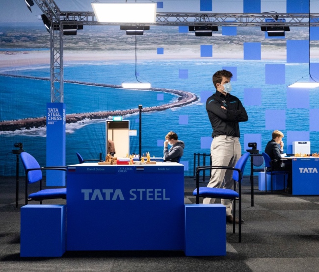 Tata Steel Masters R07: Carlsen moves into the lead