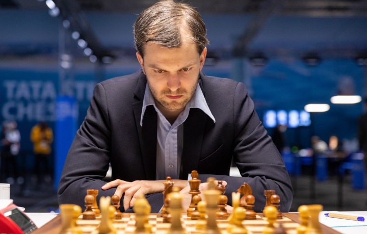 Tata Steel Chess: Gujrathi in joint lead with Carlsen - Rediff.com