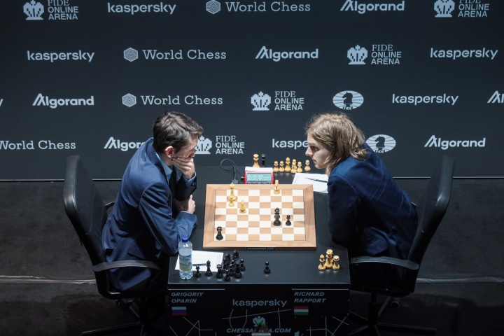 Vladimir Kramnik wins an exciting Armageddon game against Daniil Dubov