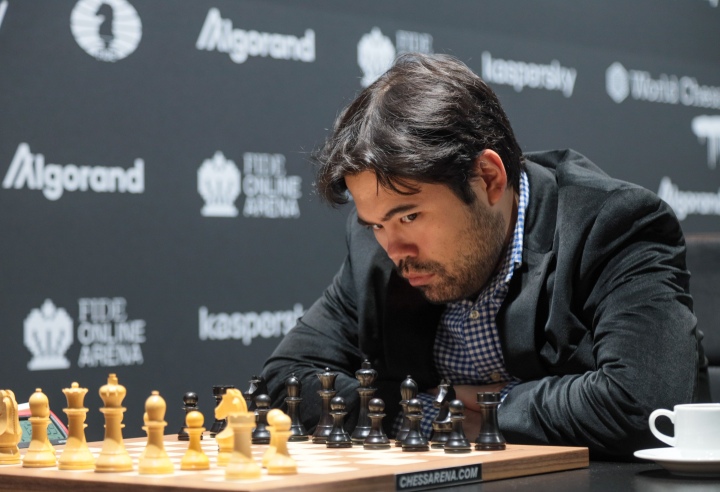 International Chess Federation on X: Hikaru Nakamura escapes what