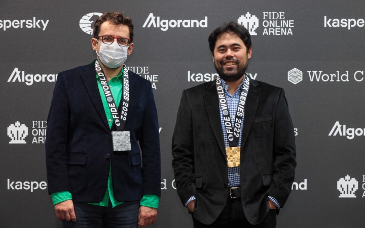 Wesley So and Hikaru Nakamura after tie-breaks in the FIDE Grand Prix  Berlin Finals