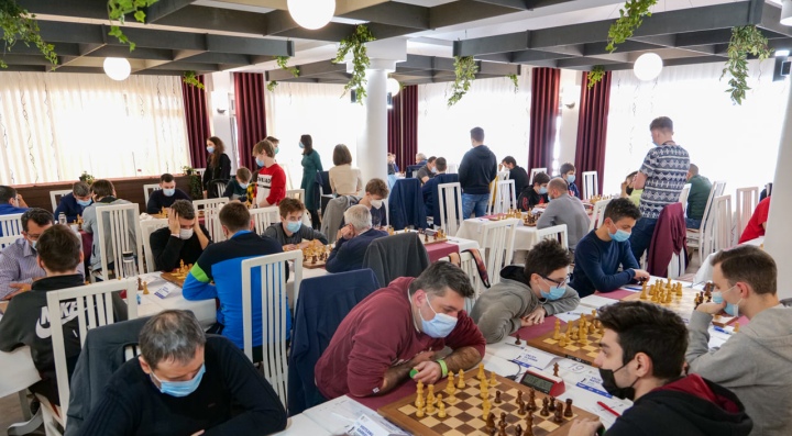 European Chess Union on X: The Romanian #Chess Championships Open,  Women&Amateur 2022 start today in Eforie Nord with a Prize fund of 100,000  lei (about 20,000 euros). Follow results and standings here