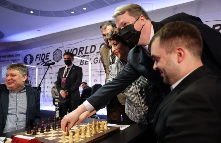 Women's World Chess Championship: A Not-So-Boring Draw in Round