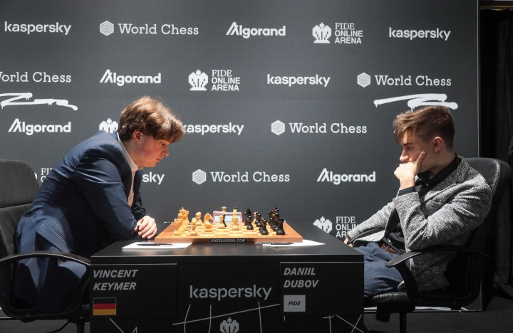 2022 FIDE Grand Prix Berlin Leg 3, R3: Keymer Wins, Nakamura