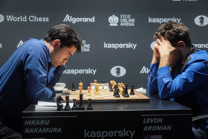 Vincent Keymer and Daniil Dubov after R5 of the FIDE Grand Prix 2022 in  Berlin