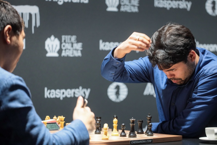 Nakamura Hikaru and Wesley So after a quick draw in the FIDE Grand Prix  Finals Game 1