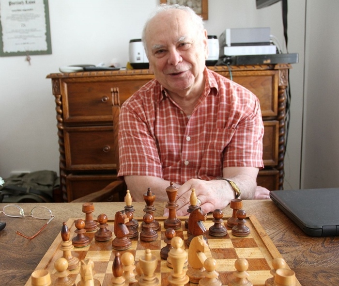 LAJOS PORTISCH – 85 ANOS – CAREVCHESS