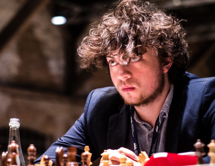 FIDE - International Chess Federation - The FIDE rating list for March 2022  is out. Levon Aronian gained 13 points from the Berlin #FIDEgrandprix;  combined with an 11-point loss by Caruana, this