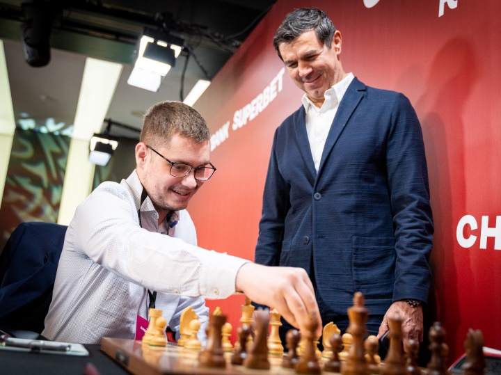 Chess Supremacy - SUPERBET CHESS CLASSIC ROMANIA 2023 begins! Matchup  today: • GM Maxie Vachier-Lagrave vs. World Champion Ding Liren • GM  Bogdan-Daniel Deac vs. GM Fabiano Caruana • GM Richard Rapport
