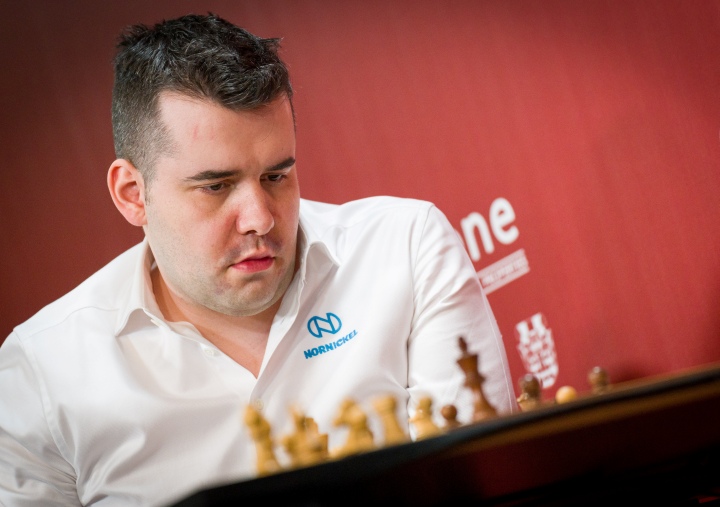 Richard Rapport against Nepomniachtchi in Chess Classic Romania 2023 