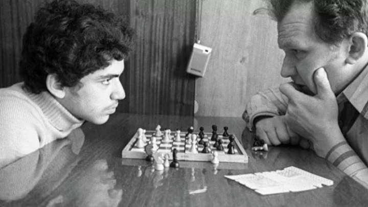 Coaching Kasparov, Year by Year and by Nikitin, Alexander