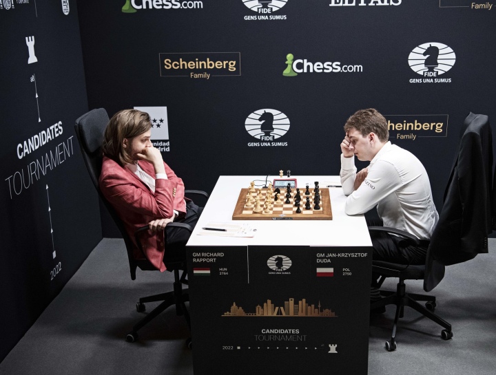 2022 Candidates, Round 8: Nakamura stages a major upset