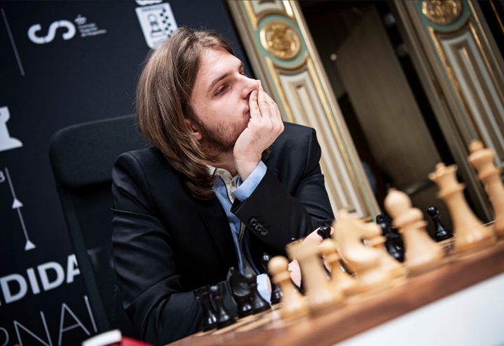 Alireza Firouzja of France and Hikaru Nakamura of the United States News  Photo - Getty Images