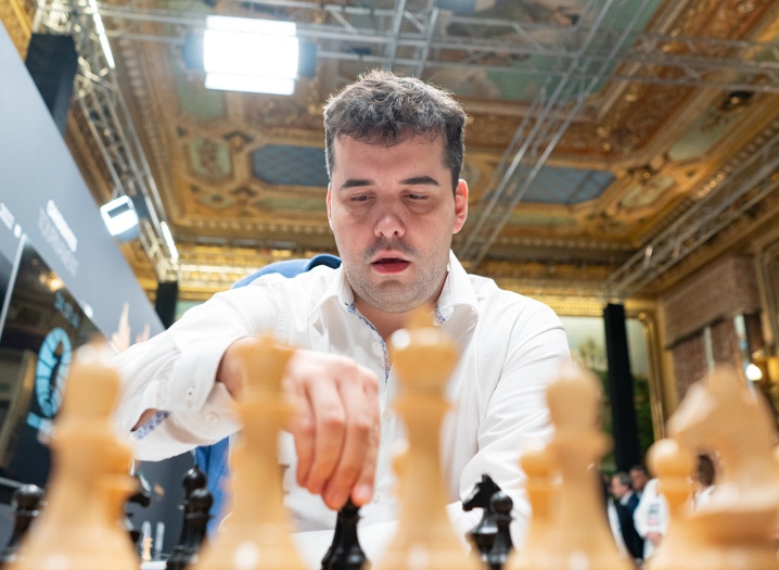 Nepomniachtchi Closer To Victory After Drawing With Caruana 