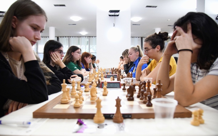 FIDE World Junior Chess Championship kicks off in Cala Gonone, Sardinia