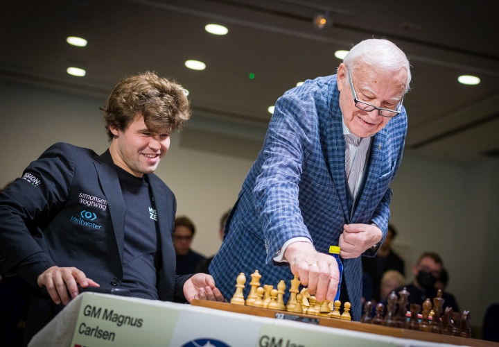 Tata Steel 2: Carlsen gets Giri revenge