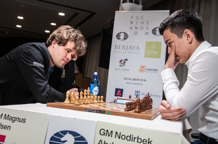 Chess: Carlsen loses three in a row twice as champion heads for World Cup, Magnus Carlsen