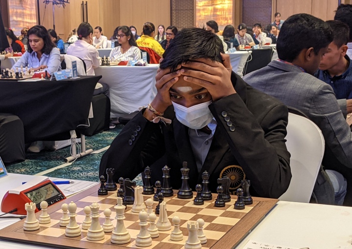 Praggnanandhaa and Nandhidhaa win Asian Continental Chess Championship