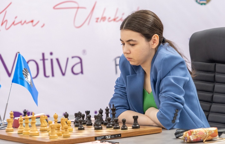 Women's Candidates: Games and commentary