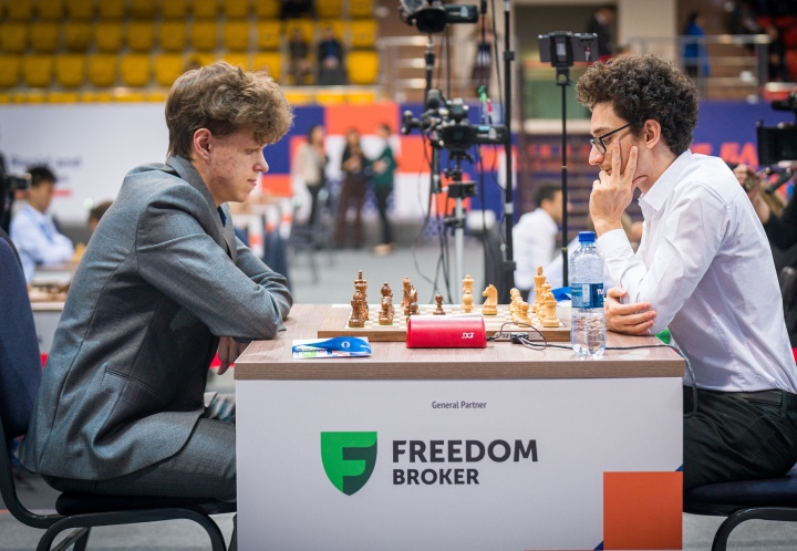 Hikaru Nakamura vs Magnus Carlsen  Final Round of the World Rapid 2021 