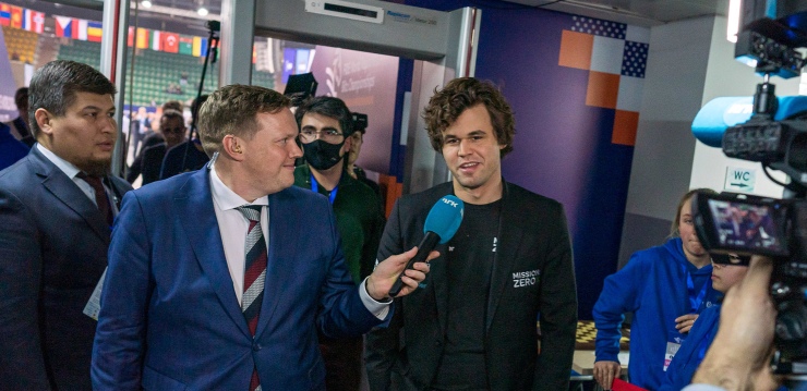 Magnus Carlsen and Tan Zhongyi are the World Champions in Rapid