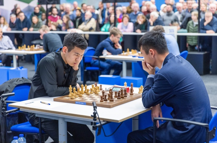 Ding Liren survives scare after Caruana gambit