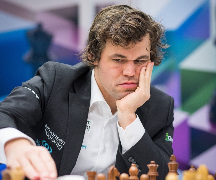 Carlsen moves closer to the leader after 10 rounds of the Tata Steel  Masters