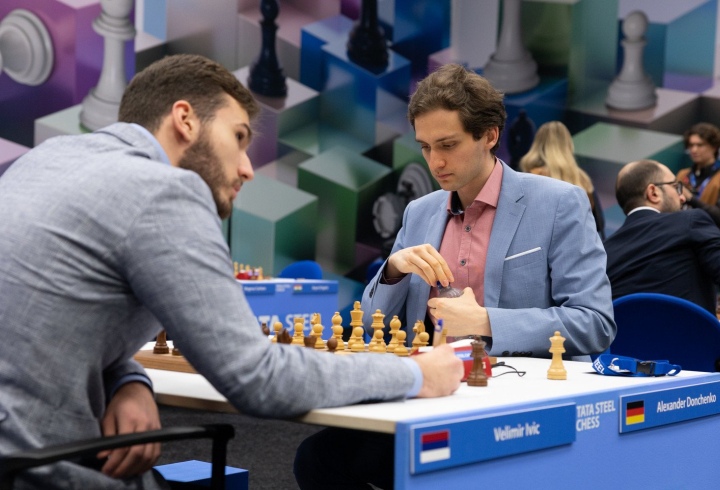 Standings Results Tata Steel Masters 2023 (Round 1) with Carlsen, Wesley  So, Keymer, Praggnanandhaa! 