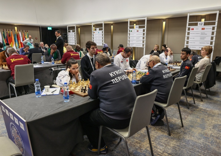 Round nine report: Firouzja, Radjabov and Ding score first victories -  Milan Dinic