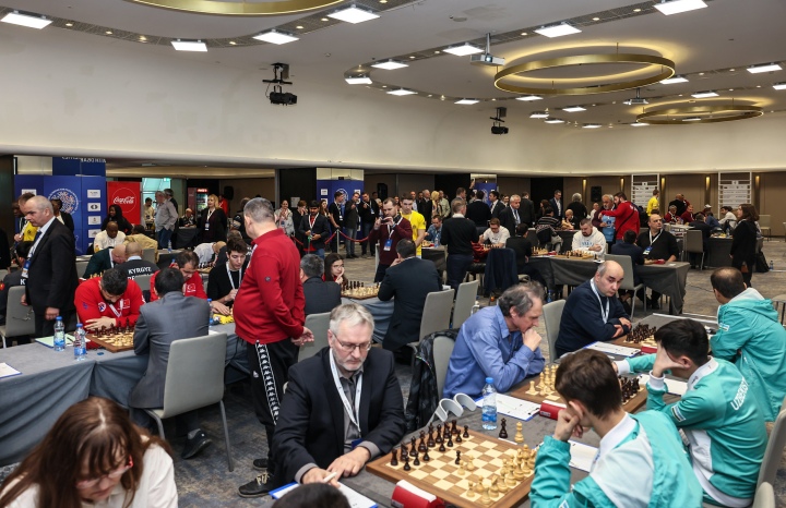 Mixed Results For Women's Team At Chess Olympiad