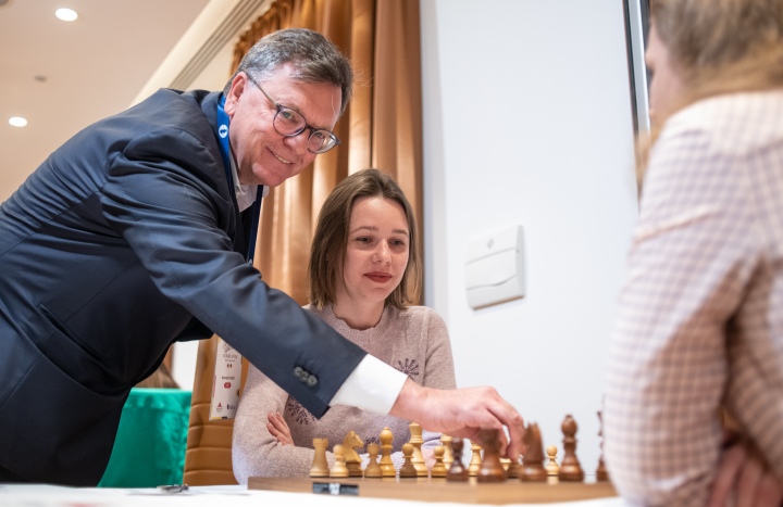 The chess world reacts to Rapport's transfer – Chessdom