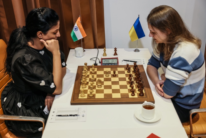 FIDE Women's Grand Prix: Harika draws with Muzychuk in final round;  finishes 7th