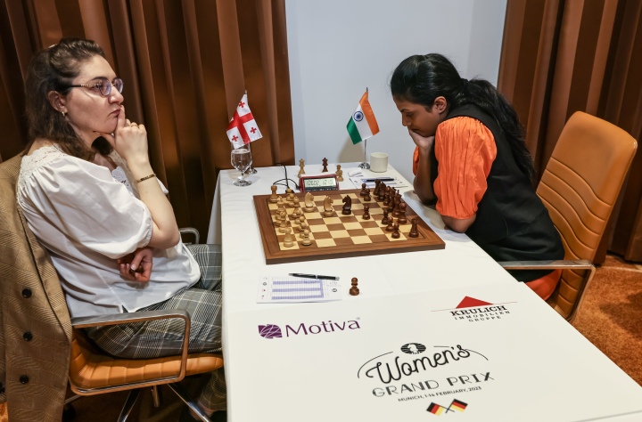 International Chess Federation on X: Former Women's World Champion and  winner of the 2021 FIDE Women's World Cup, GM Alexandra Kosteniuk, made the  ceremonial first move today in the game between Richard