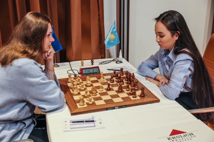 International Chess Federation on X: Former Women's World Champion and  winner of the 2021 FIDE Women's World Cup, GM Alexandra Kosteniuk, made the  ceremonial first move today in the game between Richard