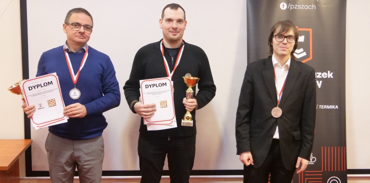 World Solving Cup: Titles for Piorun and Sidiropoulos
