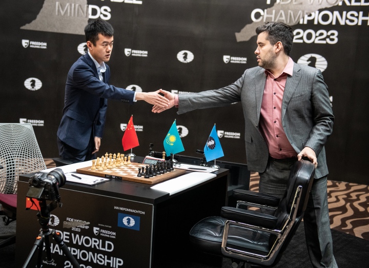 The Moment Nepomniachtchi Blunders Game 4 of the World Chess