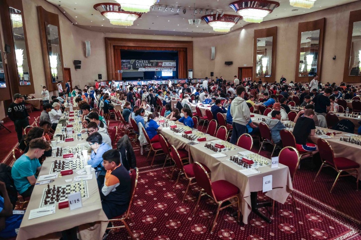 A scene from the 6th round games of Esoft Arena FIDE Rating Chess